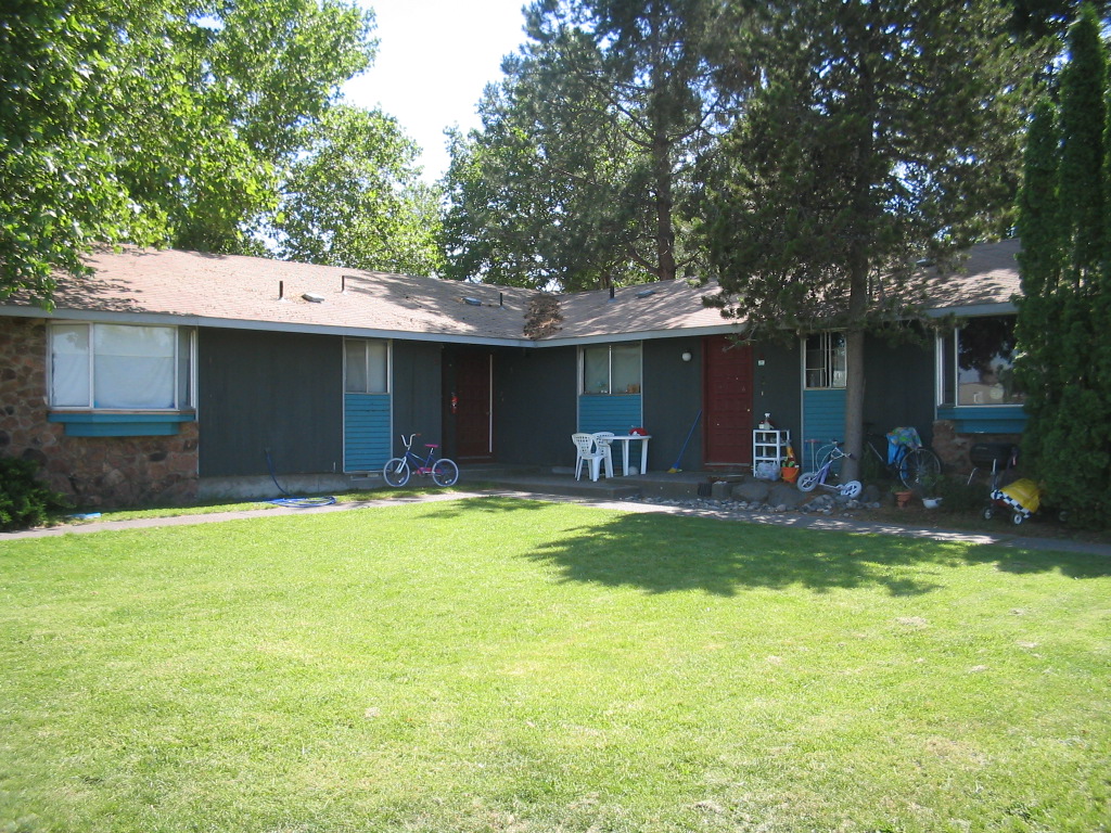 Photo - Columbia Villa Apartments