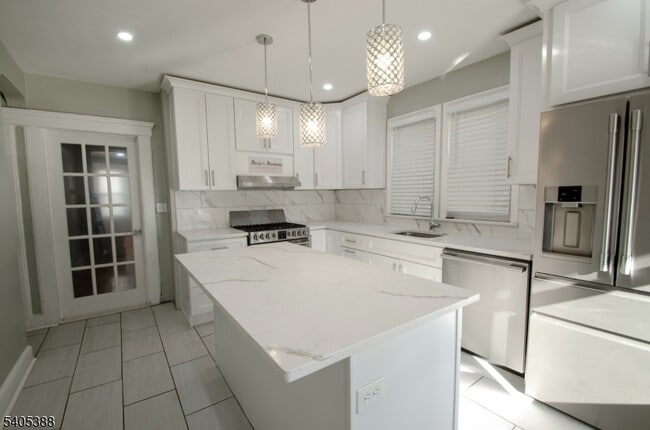 Photo - 78-80 Genessee Ave