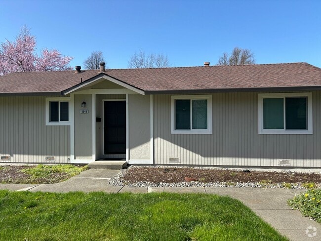 Building Photo - Clean 2 bedroom 1 bath Rental