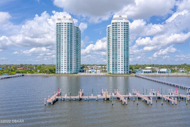Photo - 241 Riverside Dr Unit 808