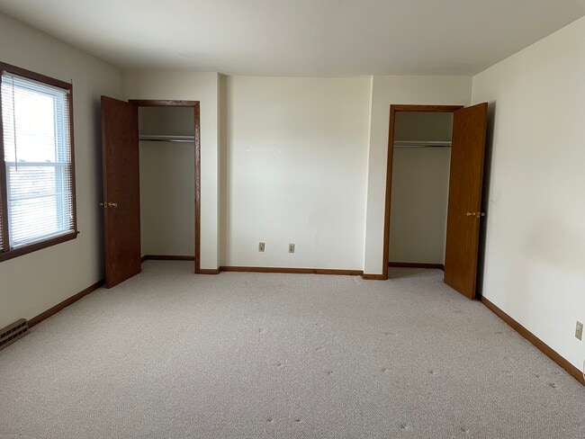 Photo - 201 W Pierre Ln Unit 201