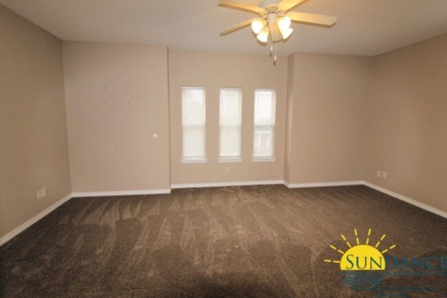 Photo - Beautiful 3 Bedroom Home With A Community Pool