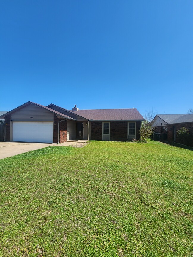 Photo - 2821 Mt Vernon Rd