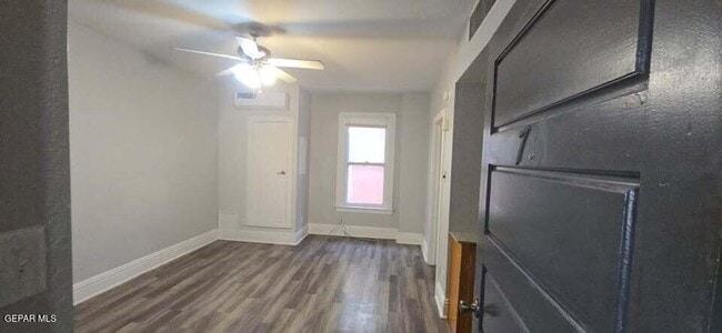 Photo - 515 W Missouri Ave Unit 7