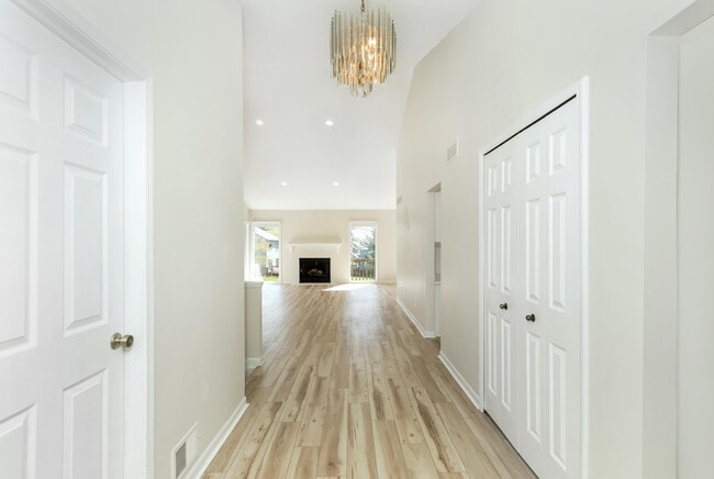 Photo - 37743 Avon Ln