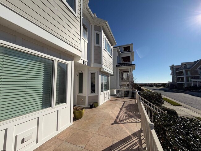 Photo - 103 S Andover Ave