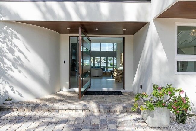 Photo - 6879 SE South Marina Way