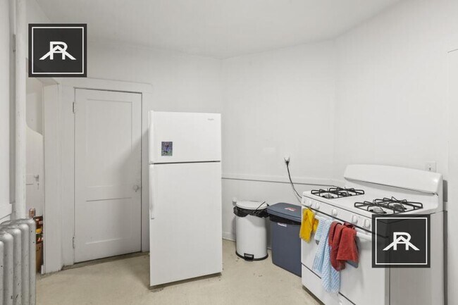 Photo - 3 bedroom in Brighton MA 02135 Unit 2