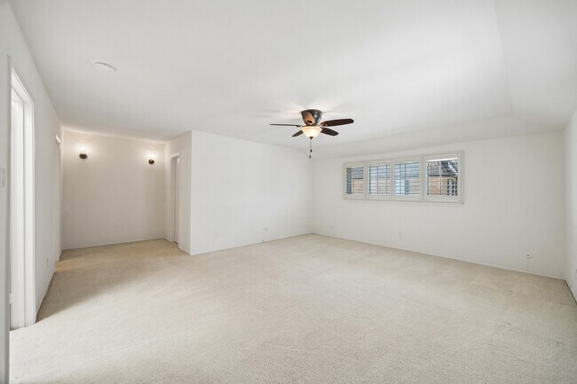 Photo - 399 N Post Oak Ln Unidad 399