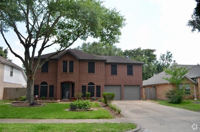 Building Photo - 16707 Sussex Dr Rental