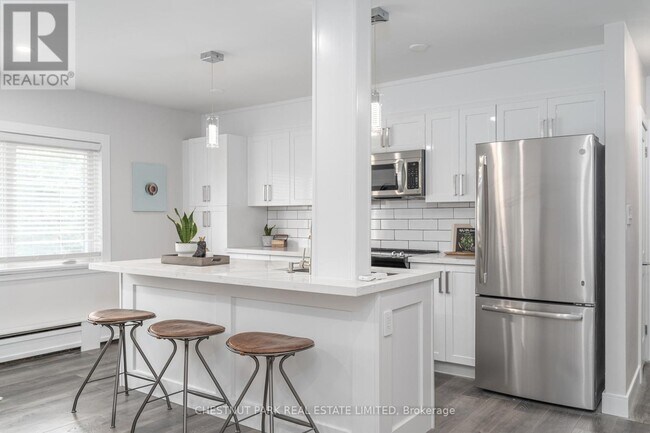 Photo - 42 Cavell Ave