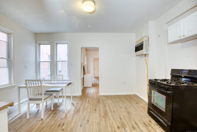 Photo - 821 Park St Unidad 827 2W