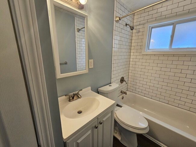 Photo - 640 Highland Pl Unit 2