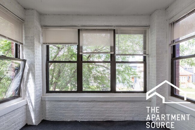 Photo - 3823 N Drake Ave Unit 2