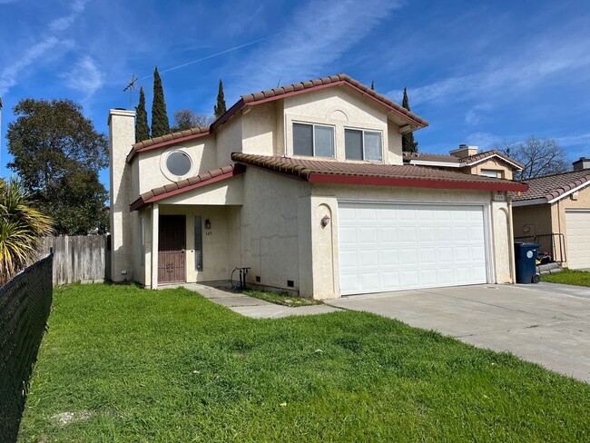 Comfy Two Story Home - Comfy Two Story Home