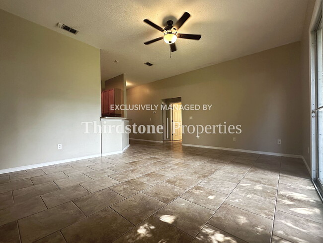 Photo - 86031 Sand Hickory Trail