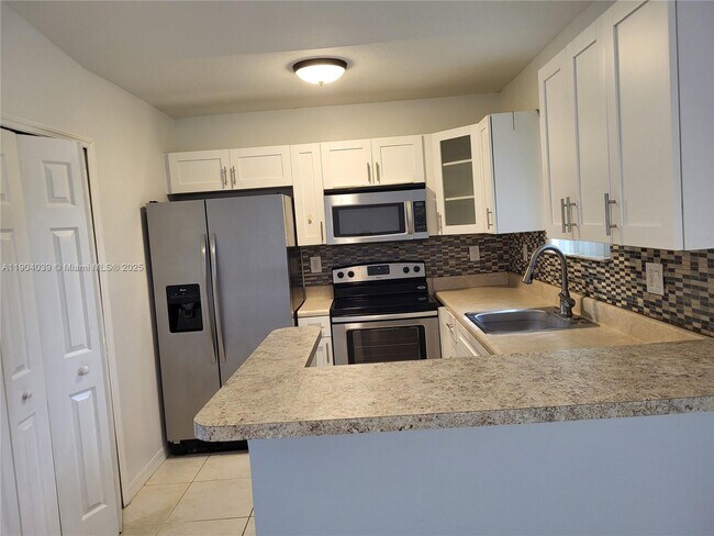 Photo - 1240 SE 28th Ct Unit 201