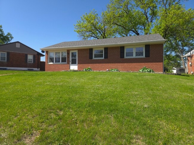 Photo - 10718 Cathy Dr