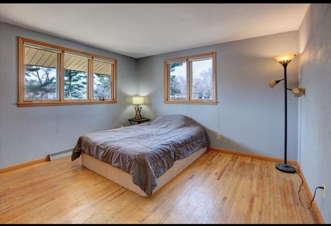 Building Photo - 607 Cross Ave S Rental