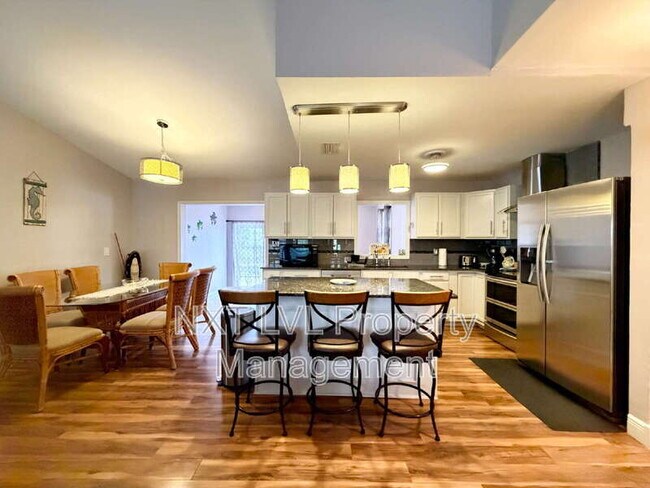 Photo - 506 SE 21st St