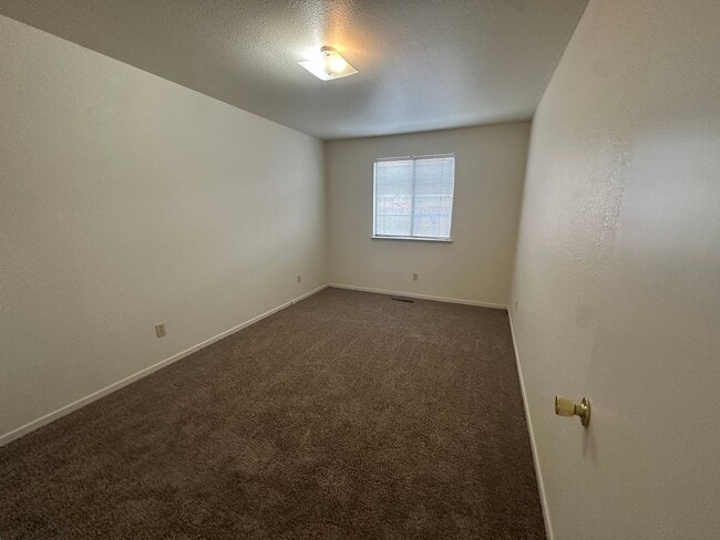 Photo - 2 Bedroom Unit for Rent