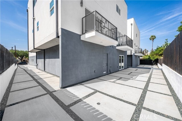 Photo - 648 N Boyle Ave