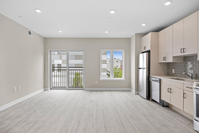 Building Photo - Haverford Lofts