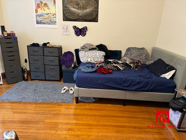 Photo - 20 Gibbs St Unit 2
