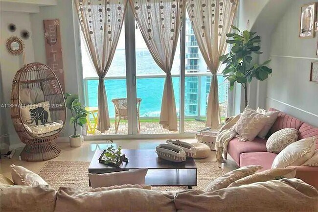 Photo - 3901 S Ocean Dr Unidad 14L