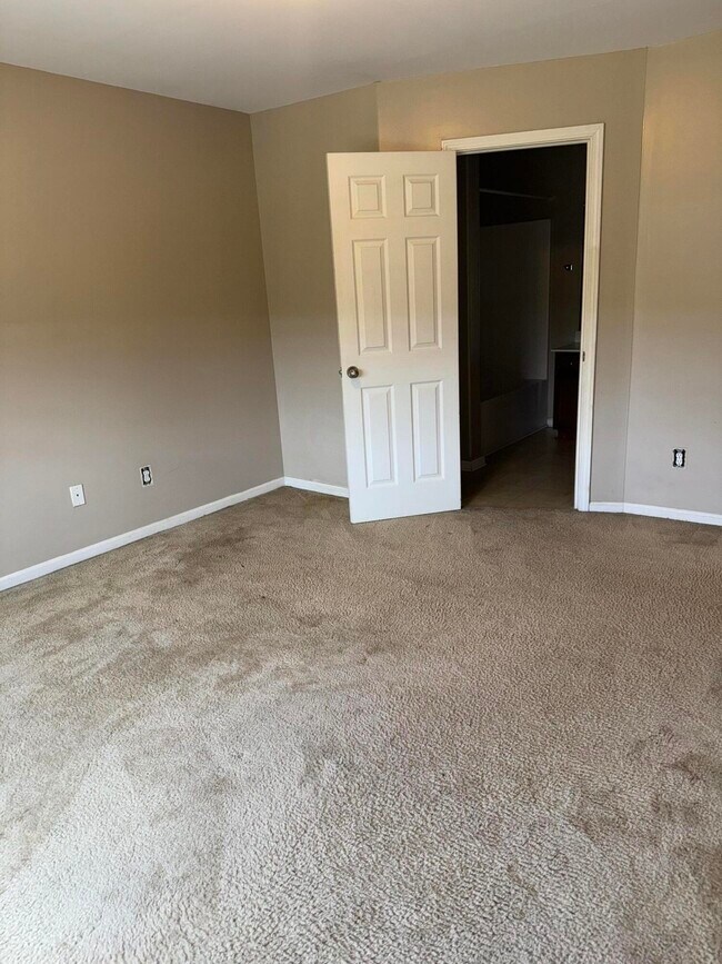 Photo - 3804 Pinecrest Way