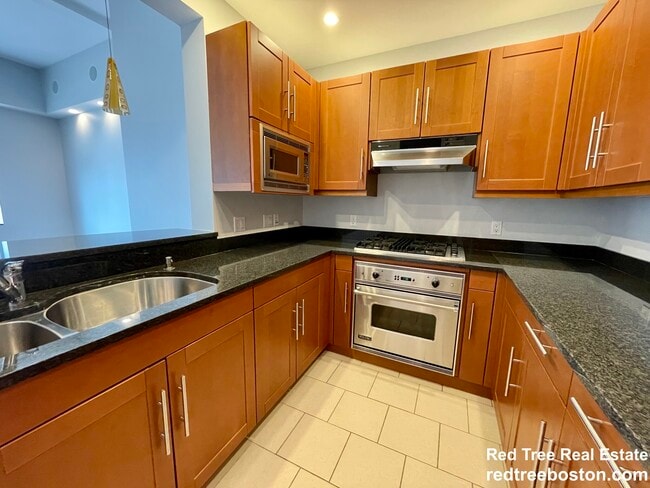 Photo - 1 Charles St S Unit 16g