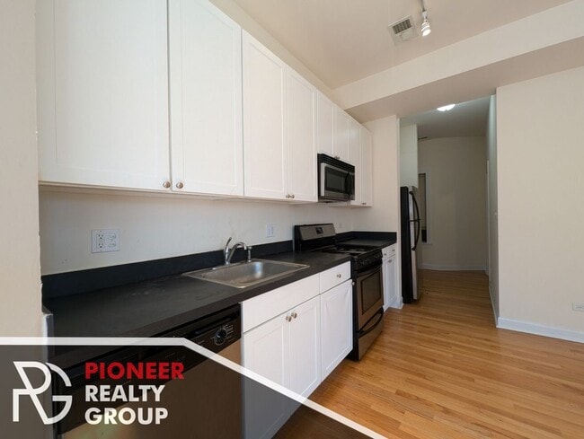 Photo - 4715 N Sheridan Rd Unit 22S