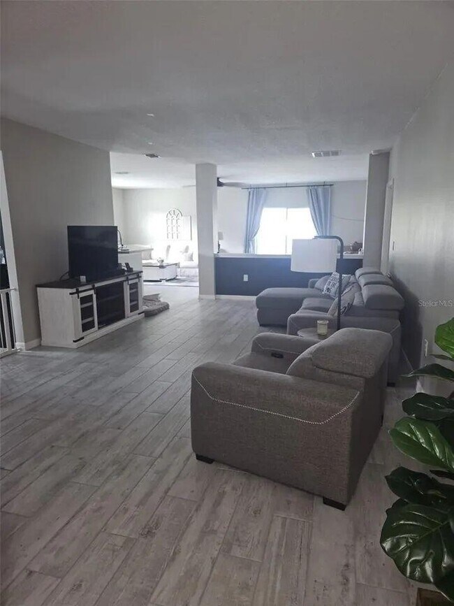 Photo - 1357 Sequoia Rd NW