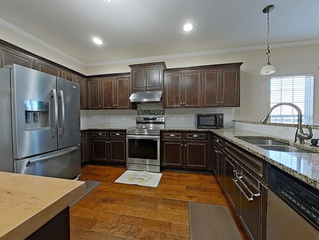 Photo - 3024 Margot Ln