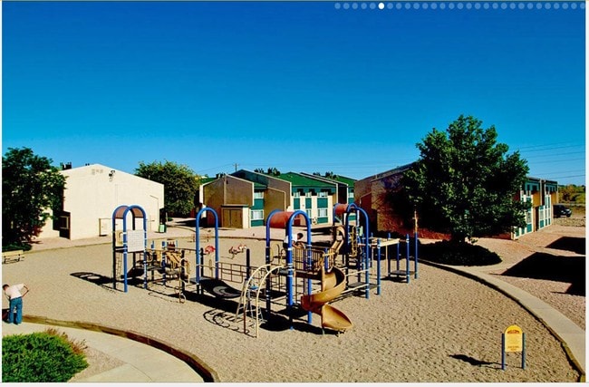 Play Area - Mesa Gardens