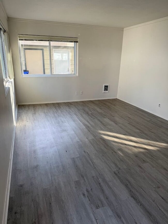 Photo - 1113000 Unit 2556