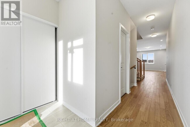 Photo - 742 Tincture Pl