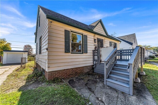 Building Photo - 12107 Worthington Ave