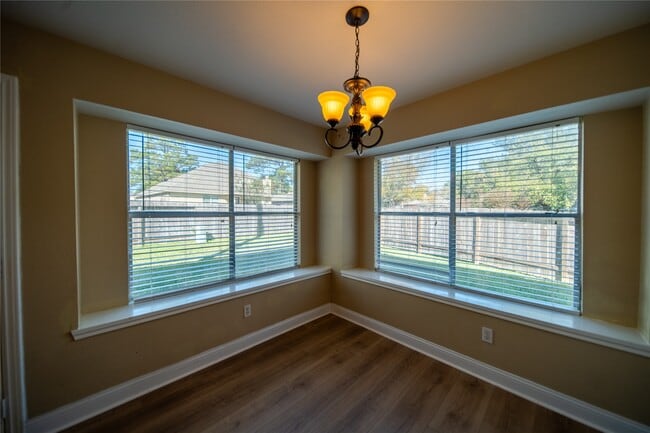 Photo - 10723 Scenic Dr