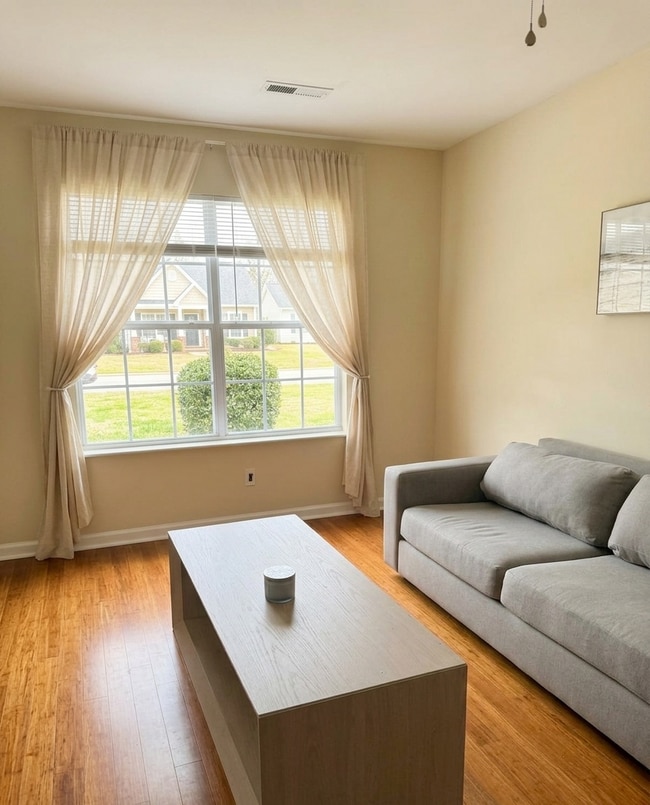 Photo - 105 State Rd S-8-922