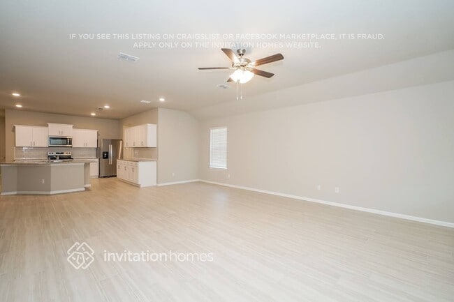 Photo - 433 Blanco Dr