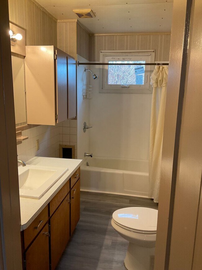 Photo - 48 E HIGH STREET Unit 48 E HIGH ST- APT #1