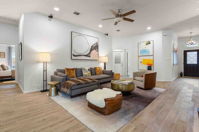 1008 Pebble Brook Rd Unit SI ID1608774P