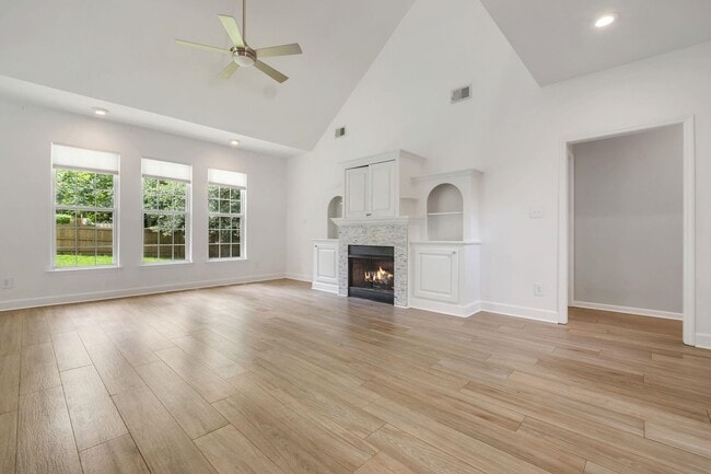 Photo - 848 Eagle View Dr