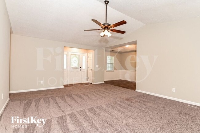 Photo - 130 Dunwick Ln