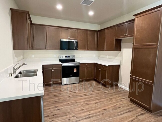 Photo - 3614 S County Center Dr Unit 102