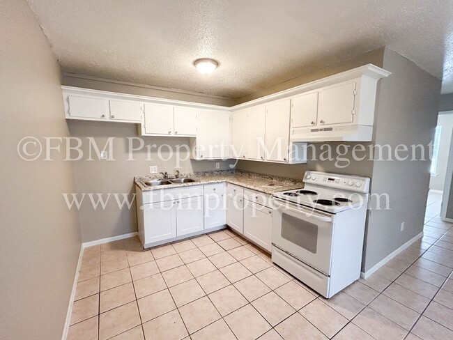 Photo - 3224 W 8th Ave Unidad 4