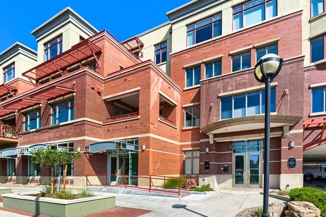 Photo - 1301 Canyon Blvd
