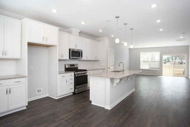 Photo - Gorgeous Townhome With Loads of Amenities in Ellis Crossing!