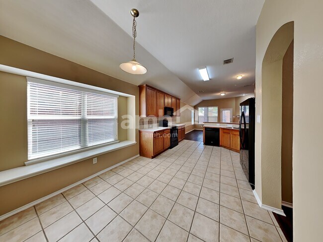 Photo - 9613 Glenshee Dr Casa